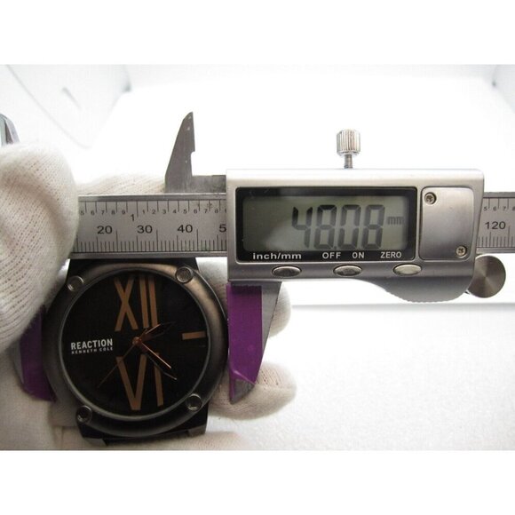 Men Kenneth Cole Reaction Quartz WR Analog 48mm Round Watch (H385) "New Battery" - Picture 2 of 9